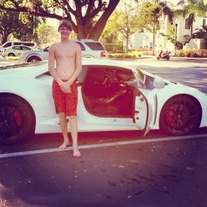 Meet your Posher, Aarron